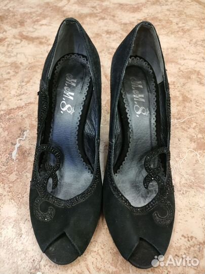 Туфли женские 38 размер черные замшевые