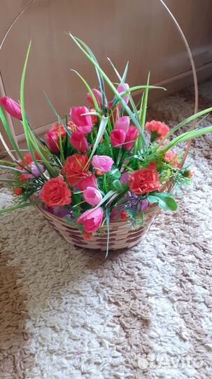 Корзина с цветами