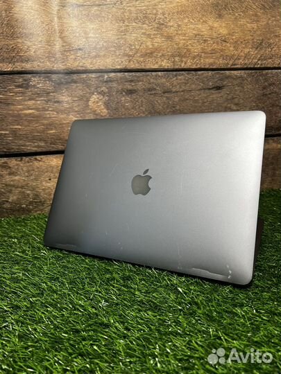 MacBook Pro 13 2017 i7/16/1TB