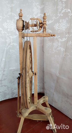 Прялка деревянная старинная