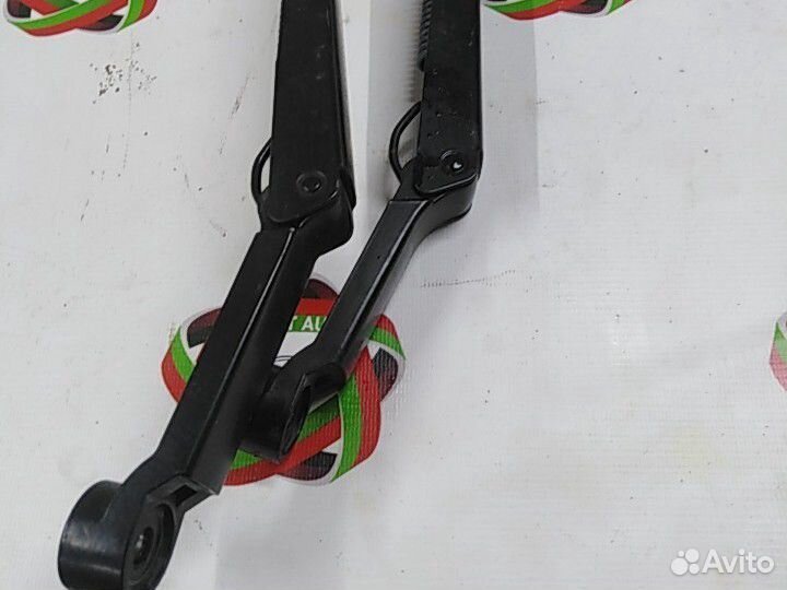 Поводок дворника Дэу Джентра