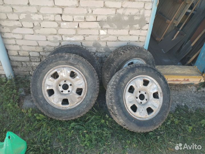 Pirelli Winter Ice Zero 5/65 R16 26L