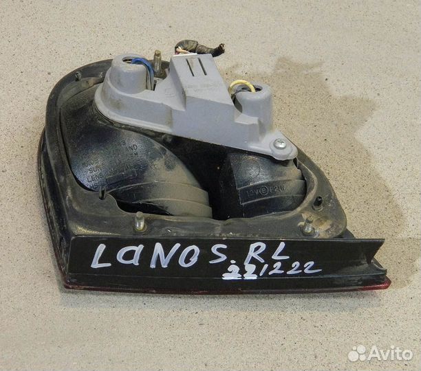 Фонарь багажника левый заз Sens