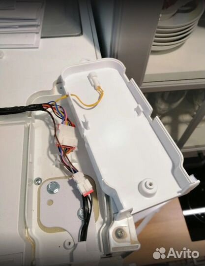 Ремонт стиральных машин. Холодильников. Посудомоек