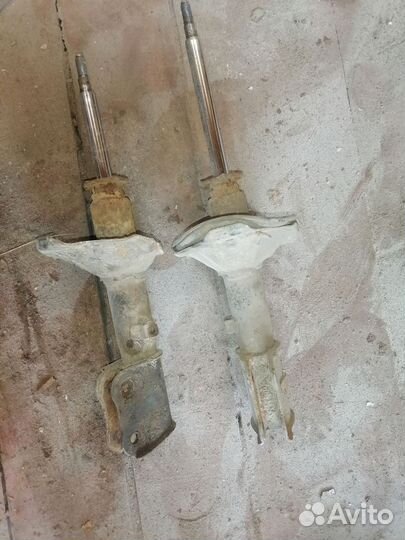 Стоики передние на хендай акцент