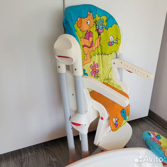 Стульчик для кормления Chicco Polly