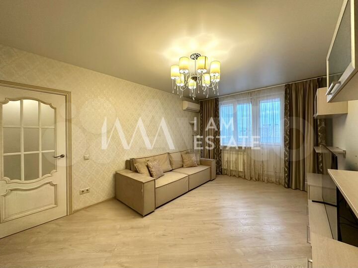 2-к. квартира, 54 м², 10/17 эт.