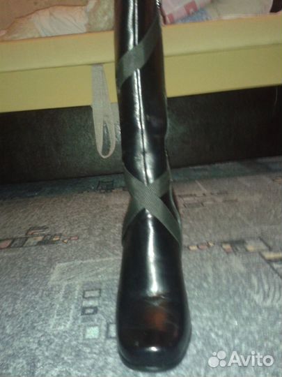 Кожаные сапоги