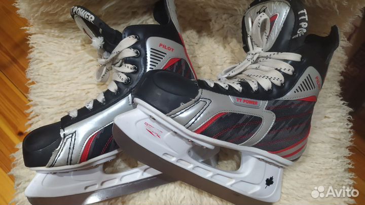 Коньки хоккейные 38 размер