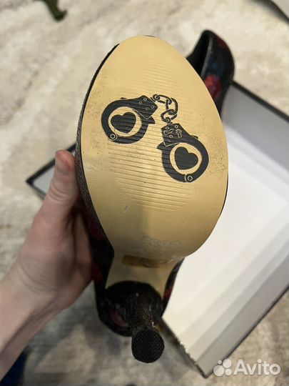 Туфли под Moschino