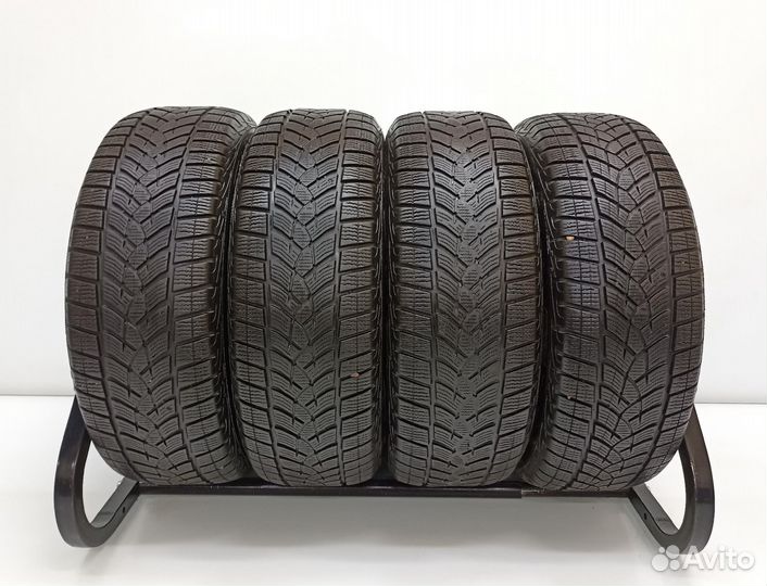 Goodyear UltraGrip Performance 225/60 R17