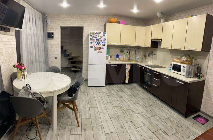 Дом 100 м² на участке 2 сот.