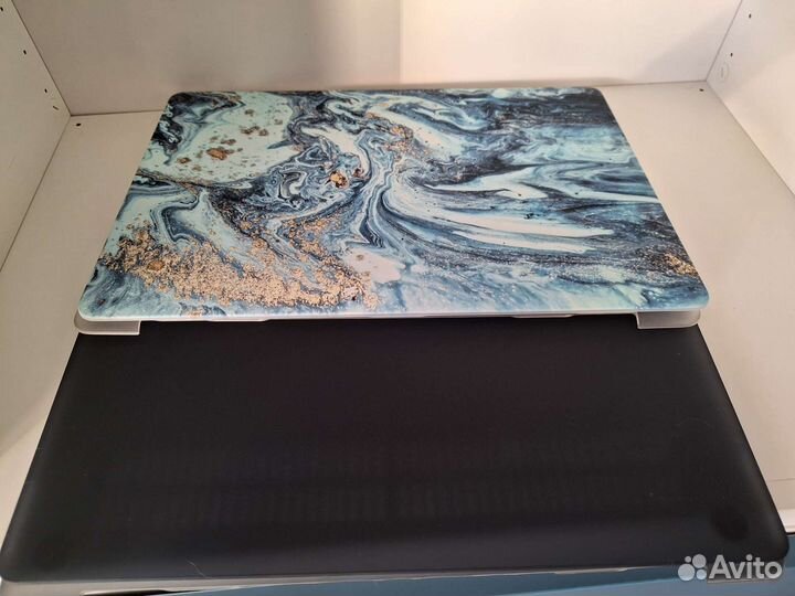 Чехол для Macbook Pro 16