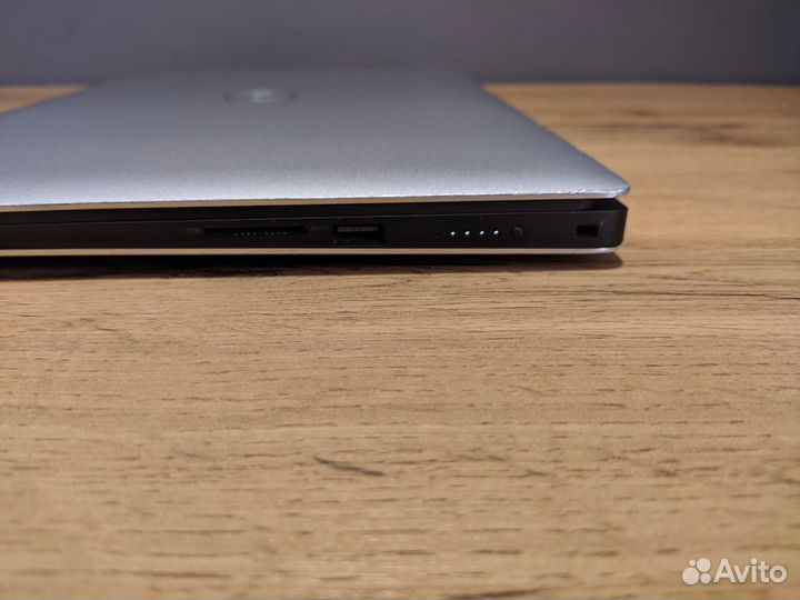 Ноутбук dell Precision 5540 / i7 9850H / 16GB / 51