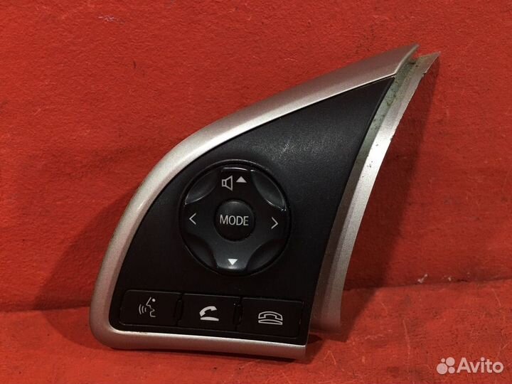 Кнопки в руль Mitsubishi Outlander Gf SUV 4N14