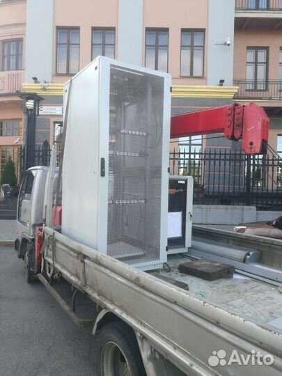 Шкаф телекоммуникационный напольный