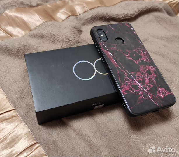 Xiaomi Mi 8, 6/64 ГБ