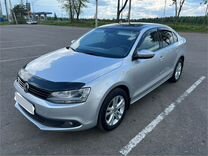 Volkswagen Jetta 1.6 AT, 2014, 221 000 км, с пробегом, цена 1 000 000 руб.