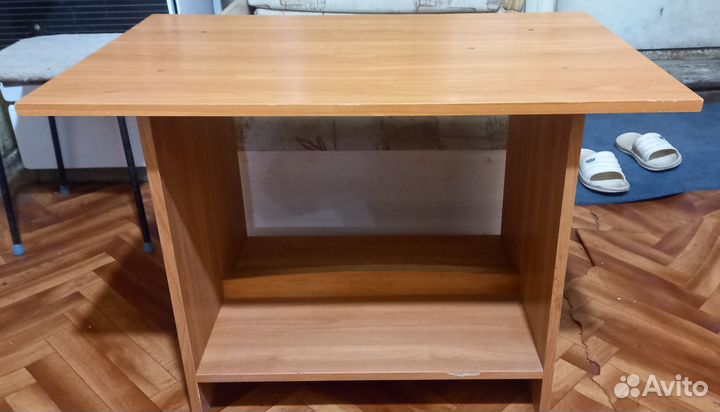 Журнальный столик