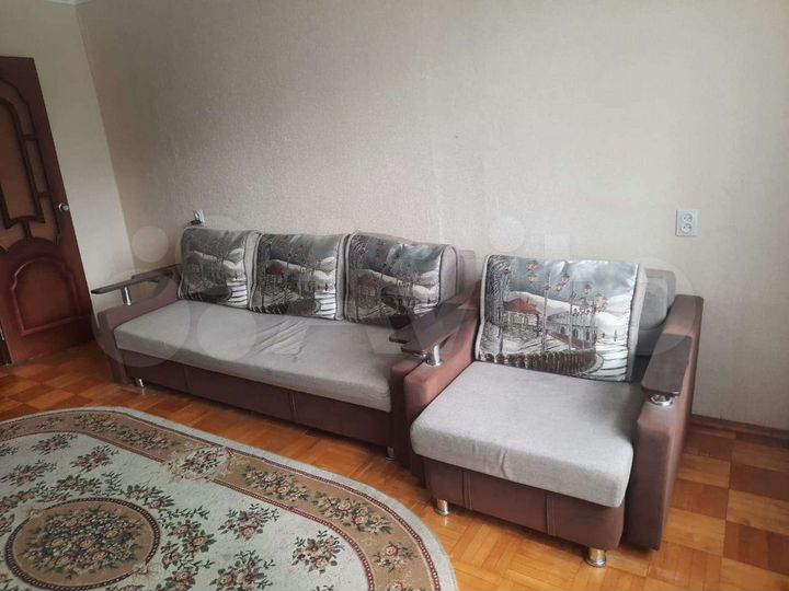 2-к. квартира, 60 м², 3/9 эт.