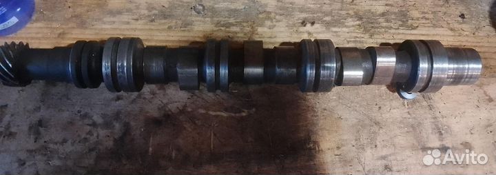 Распредвал