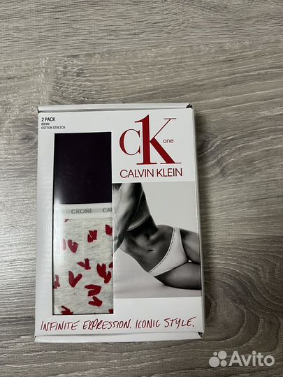 Женские трусы Calvin Klein