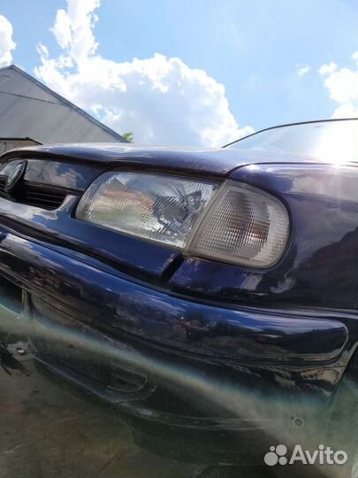 Фара передняя левая на шкоду фелиция 97г