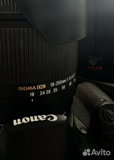 Фотоаппарат canon с объективом Sigma