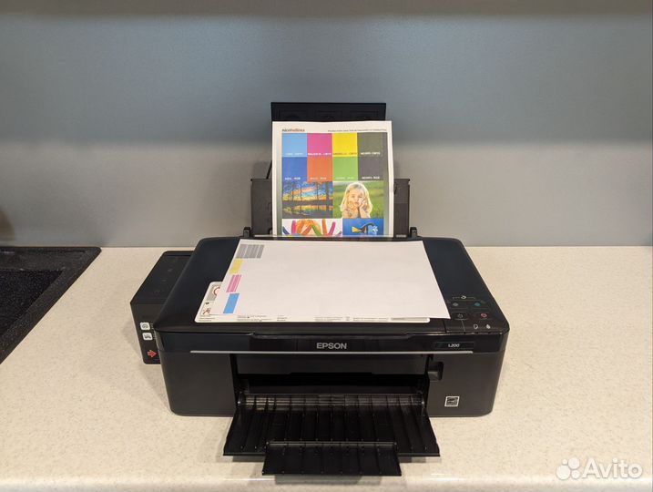 Epson L200 принтер/сканер/копир в отличном сост