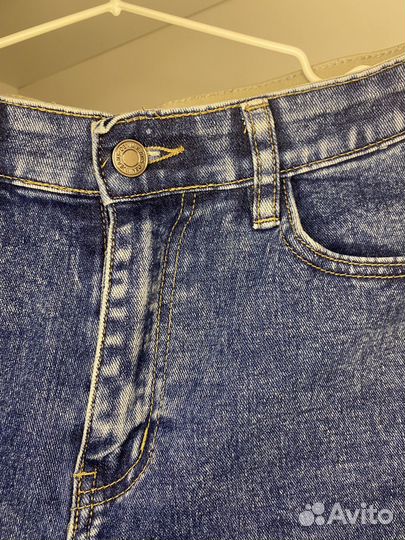 Джинсы женские широкие