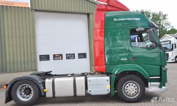 В разборке грузовик Volvo,FM 2008-2013