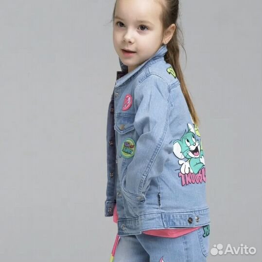 Джинсовая куртка на девочку 116 размер