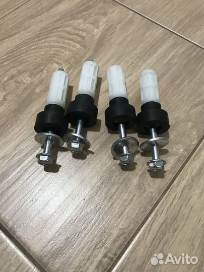 Транспортировочные болты для стиральн машины Haier