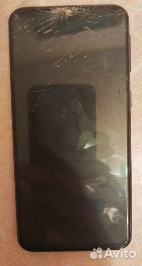 Samsung Galaxy A40, 4/64 ГБ