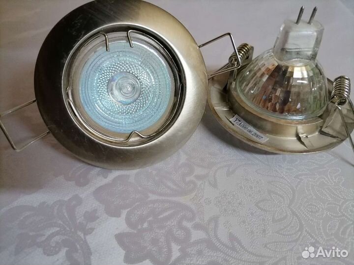 Светильник потолочный точечный