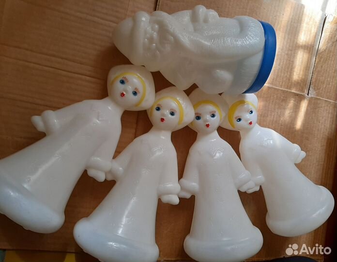 Снегурочки и Дед Морозы