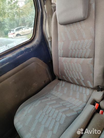 Заднее сидение