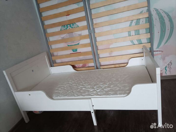 Детская кровать IKEA с матрасом