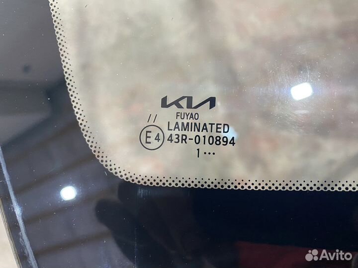 Лобовое стекло KIA RIO 4