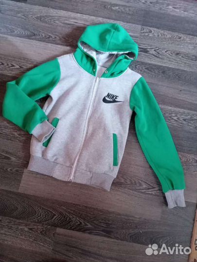 Толстовка 10-11лет