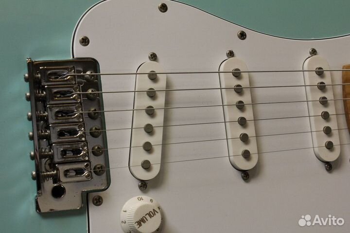 Photogenic ST-180M UBL Stratocaster