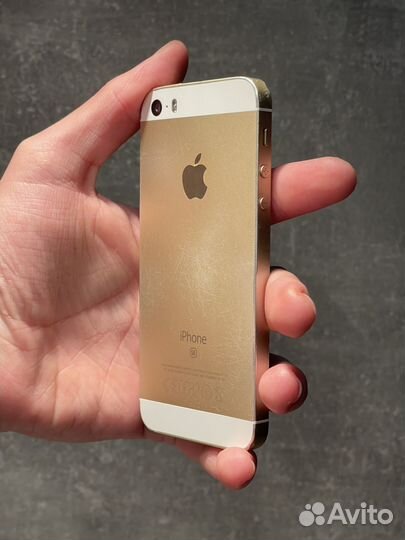 iPhone SE, 32 ГБ