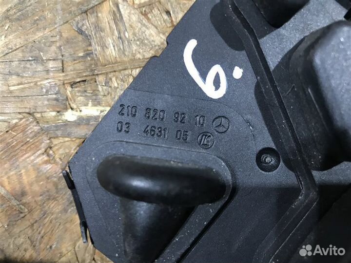 Блок управления сиденьем передний правый