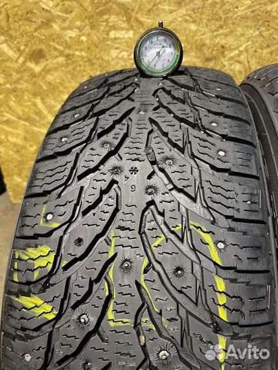 Nokian Tyres Hakkapeliitta 9 SUV 215/65 R16