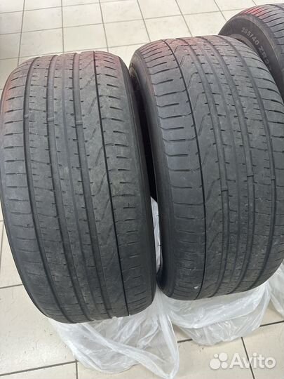 Pirelli P Zero 285/40 R22 110Y