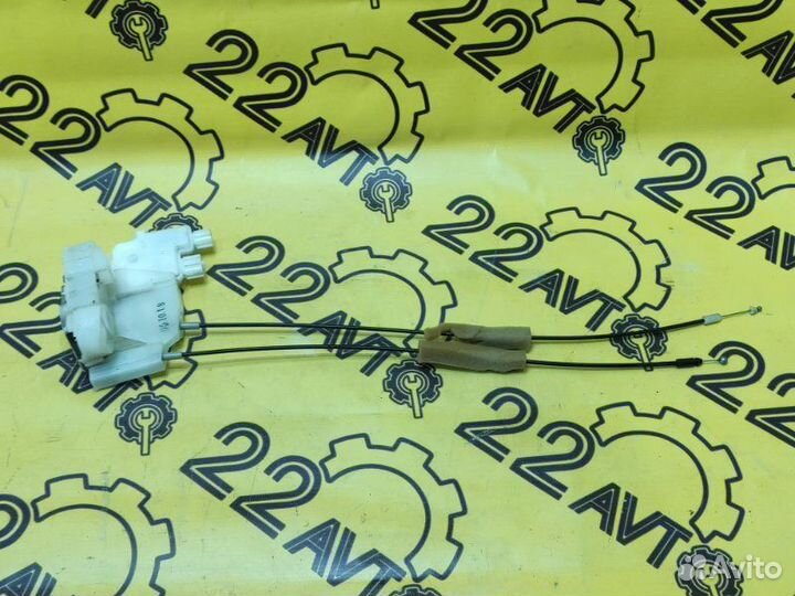 Замок двери передний левый Subaru Legacy BLE EZ30D