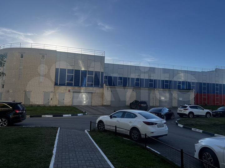 Машиноместо, 14 м²