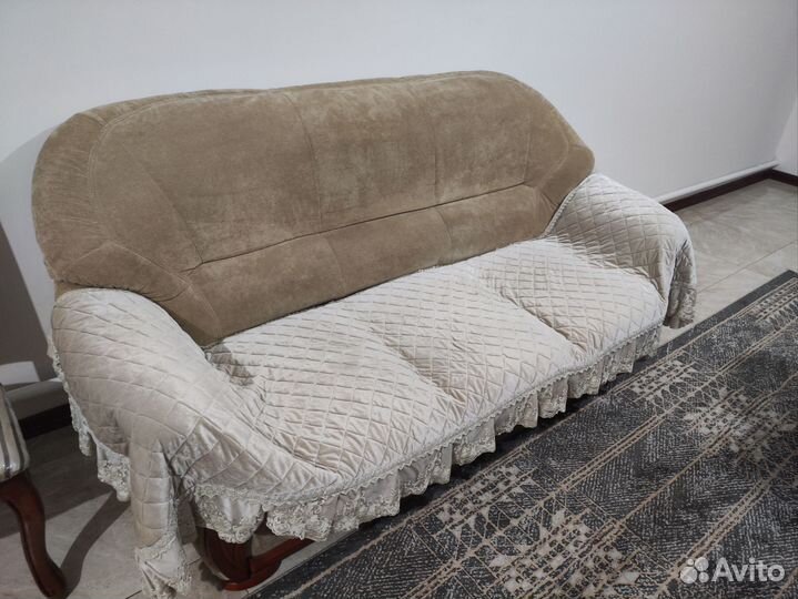 Диван и кресло