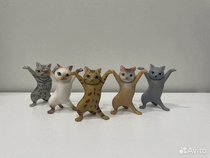 Фигурки котов