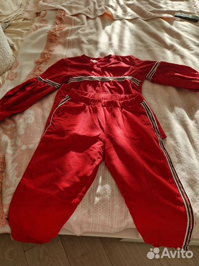 Спортивный костюм женский